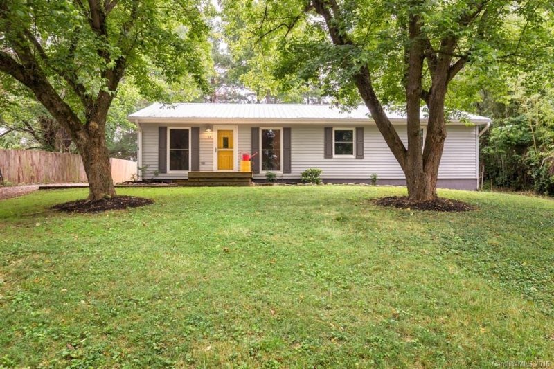 Property image 2 at 64 Elkmont Drive, Asheville, NC 28804