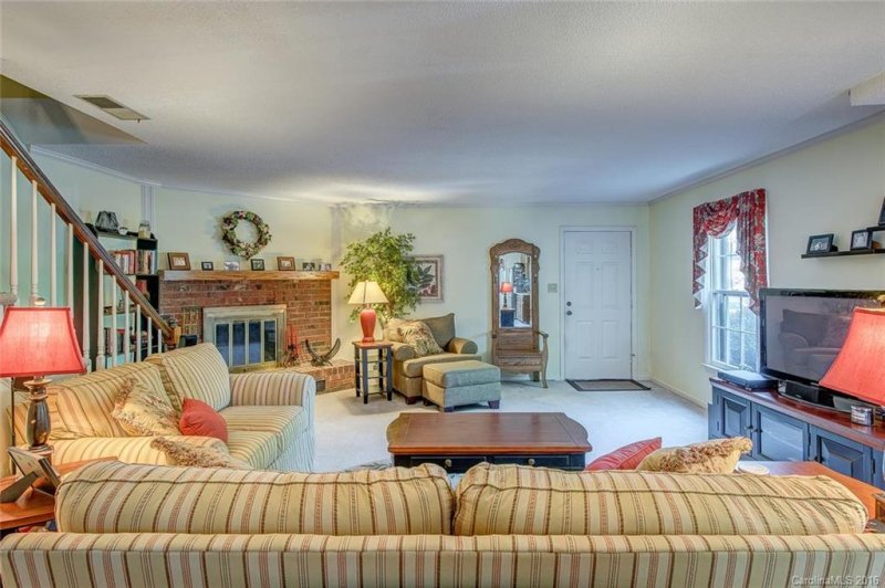 Property image 5 at 811 Jamestown Drive, Gastonia, NC 28056