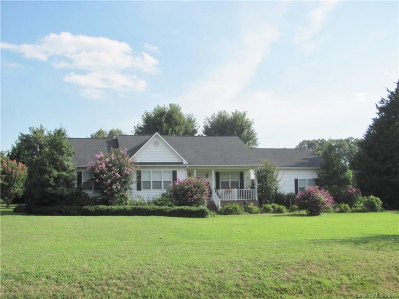 Property image 2 at 104 Providence Place, York, SC 29745