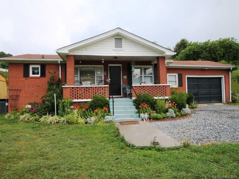 3431 New Leicester Highway