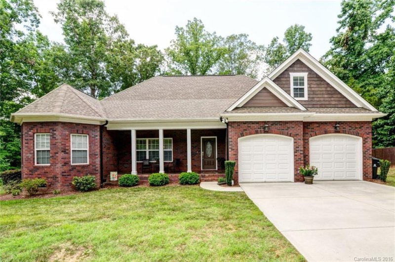 9025 Penstemons Drive