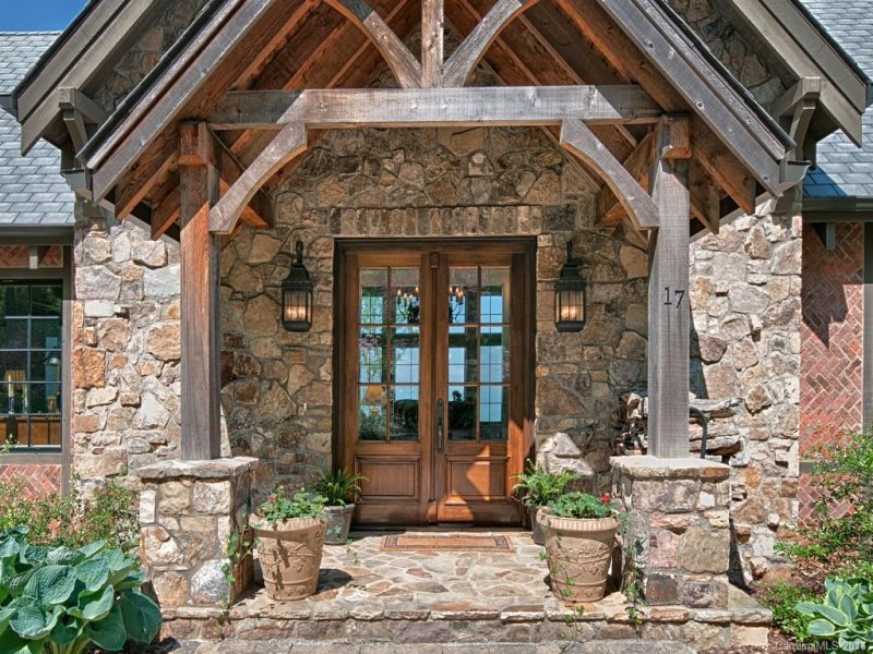 Property image 2 at 17 Peregrine Lane, Asheville, NC 28804