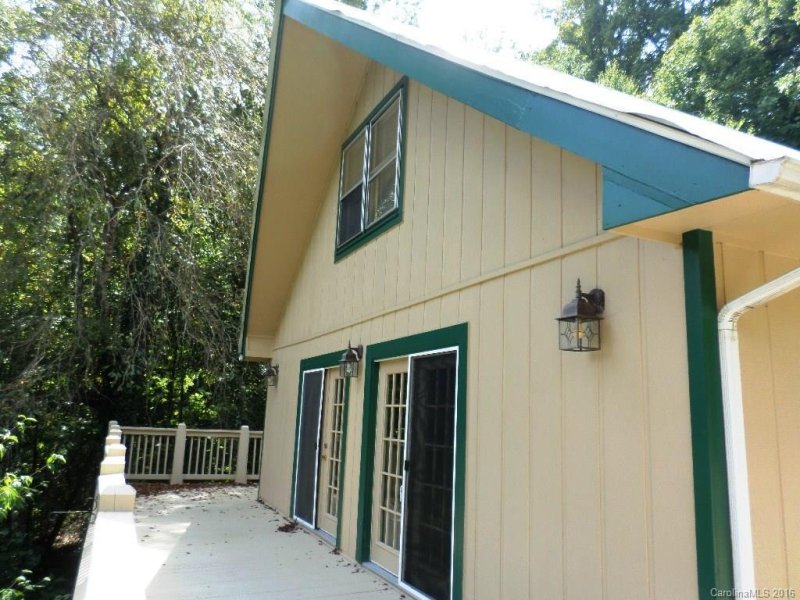 Property image 2 at 307 Nottingham Road, Maggie Valley, NC 28751