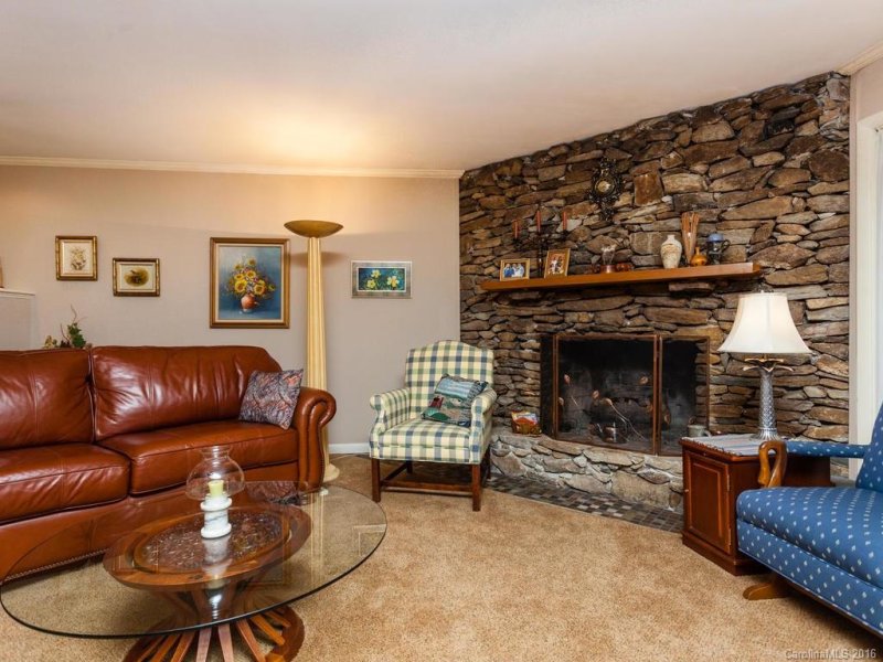 Property image 4 at 112 Brentwood Drive, Hendersonville, NC 28739