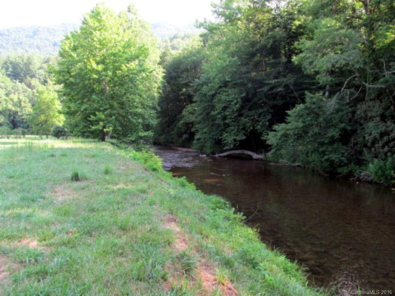 Property image 4 at 25 S Sundrops Trail, Cullowhee, NC 28723