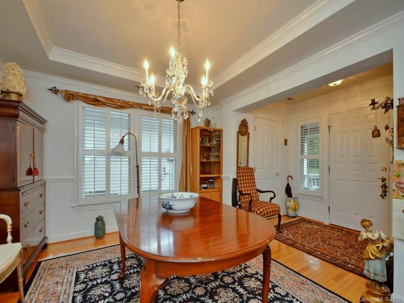 Property image 2 at 16 Creekside Way, Asheville, NC 28804