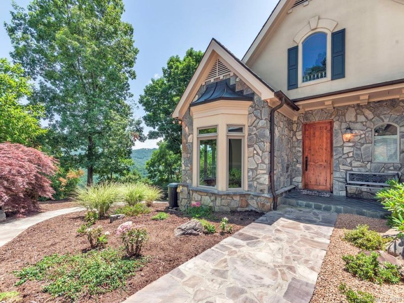 Property image 3 at 144 Black Oak Drive, Asheville, NC 28804