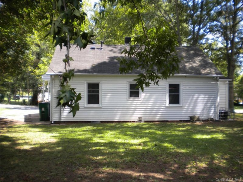 Property image 3 at 3941 Admiral Avenue, Charlotte, NC 28205