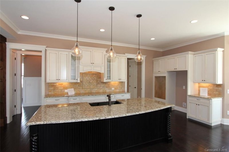 Property image 4 at 230 Washam Road, Mooresville, NC 28117