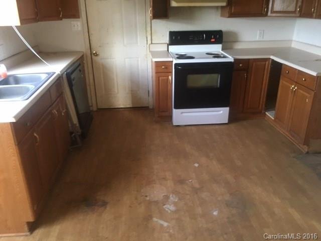 Property image 3 at 1736 Redberry Lane, Conover, NC 28613