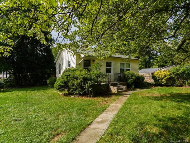 Property image 4 at 712 Center Street, Asheville, NC 28803