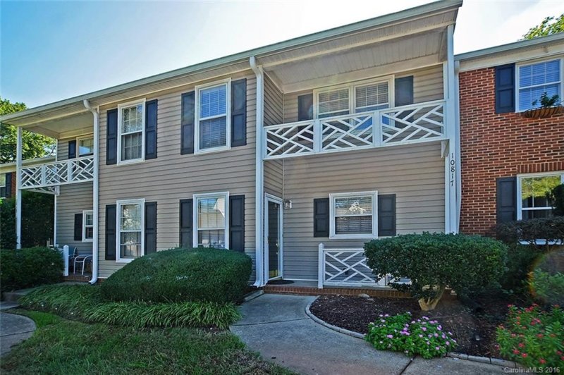 10817 Winterbourne Court