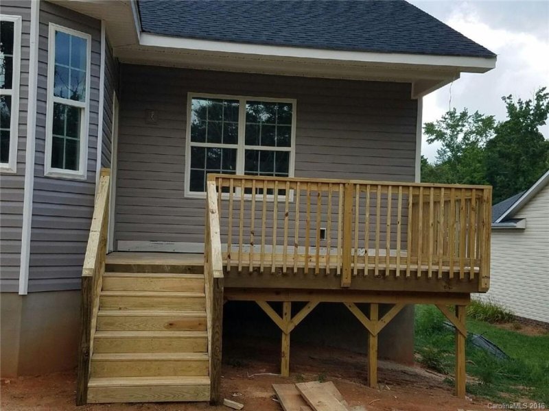 Property image 2 at 400 Buford Drive, Landis, NC 28088