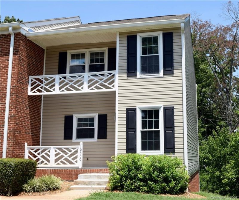 10800 Winterbourne Court