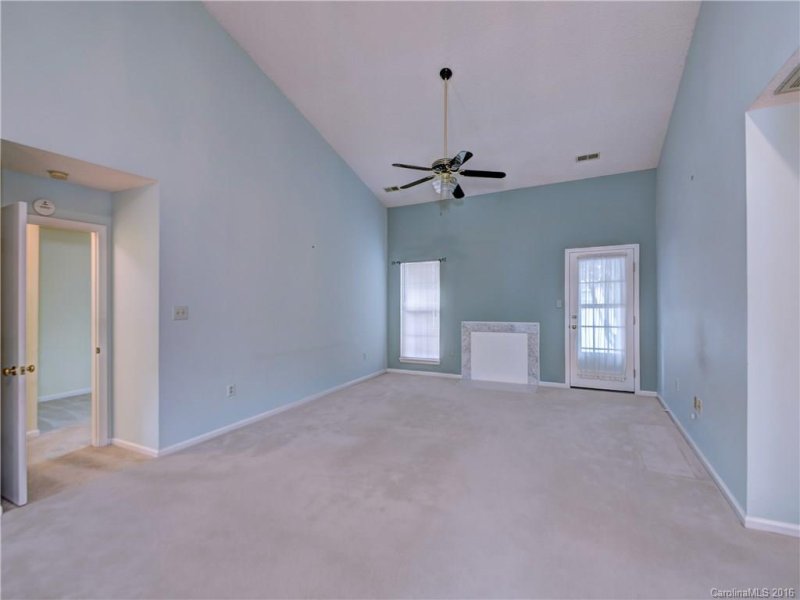 Property image 5 at 5709 Ebley Lane, Charlotte, NC 28227
