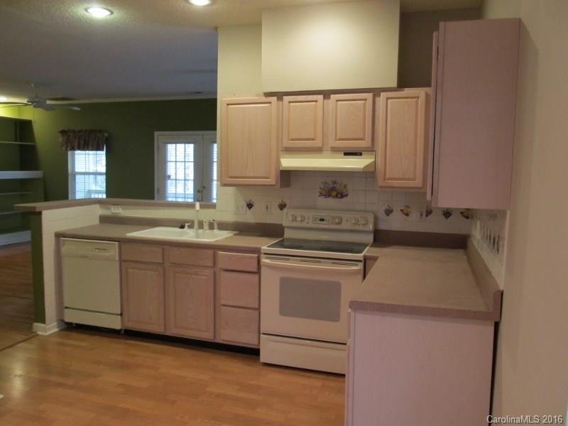 Property image 2 at 1132 Marietta Street, Charlotte, NC 28214