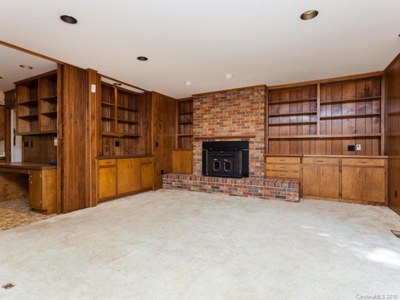 Property image 4 at 208 Heathcote Road, Hendersonville, NC 28791