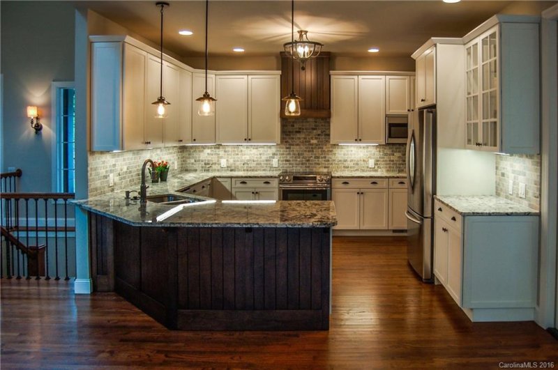 Property image 4 at 401 Ledgeview Drive, Hendersonville, NC 28792