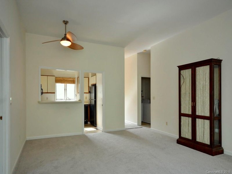 Property image 4 at 500 Windswept Drive, Asheville, NC 28801