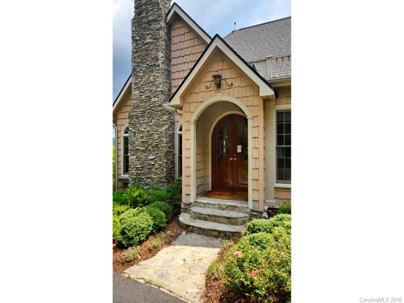 Property image 2 at 204 Crestview Drive, Black Mountain, NC 28711