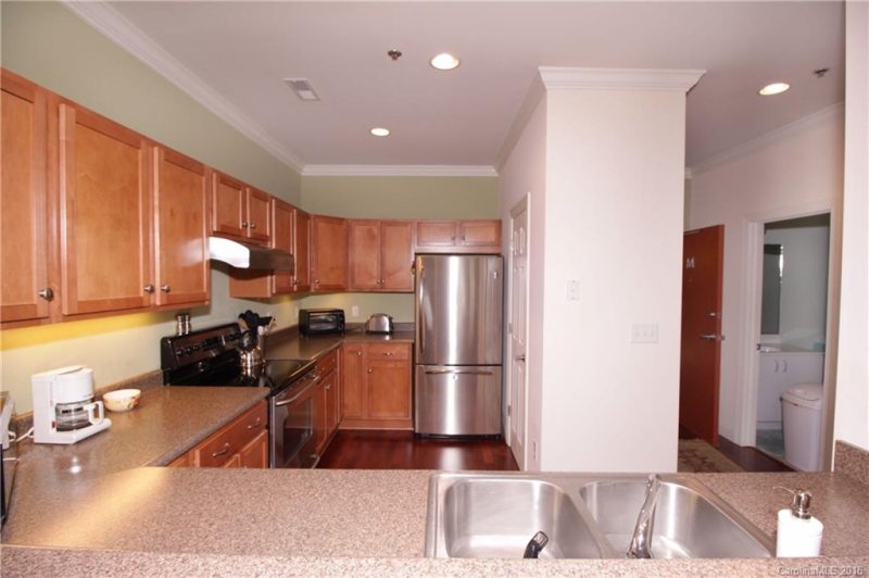 Property image 5 at 475 Church Street, Hendersonville, NC 28792