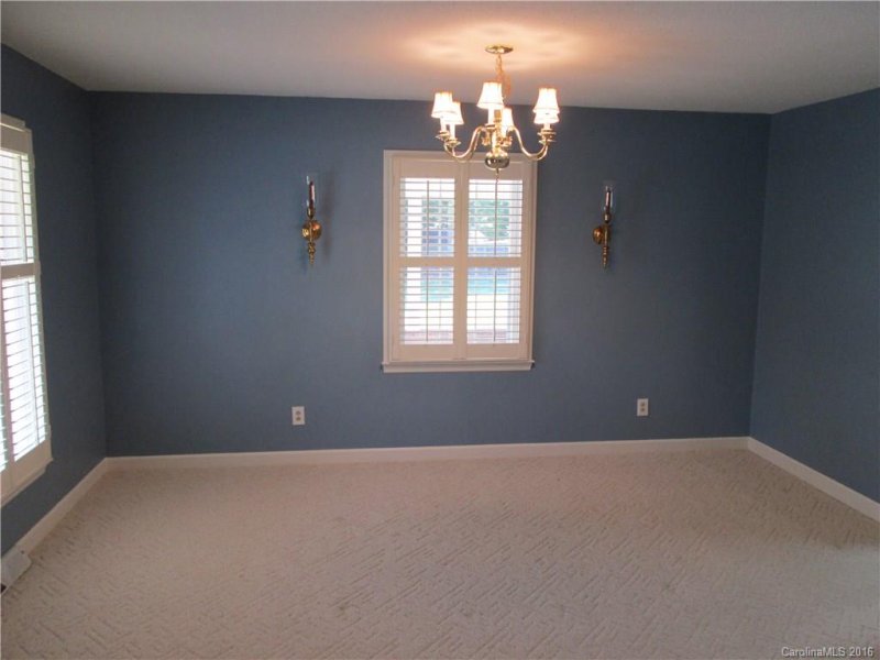 Property image 3 at 1131 Carolina Circle, Statesville, NC 28677
