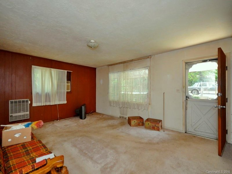 Property image 2 at 319 State Street, Asheville, NC 28806