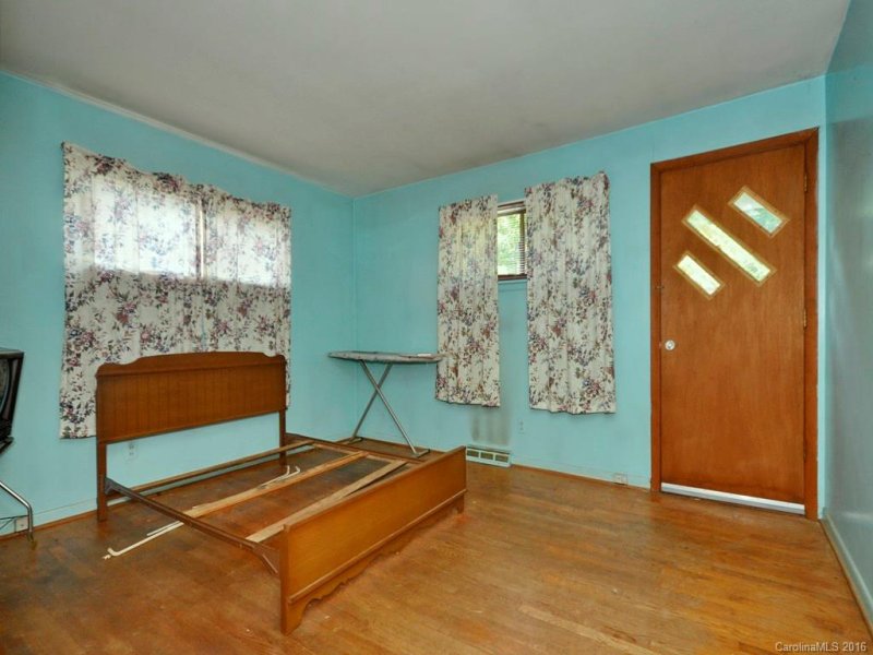 Property image 5 at 319 State Street, Asheville, NC 28806