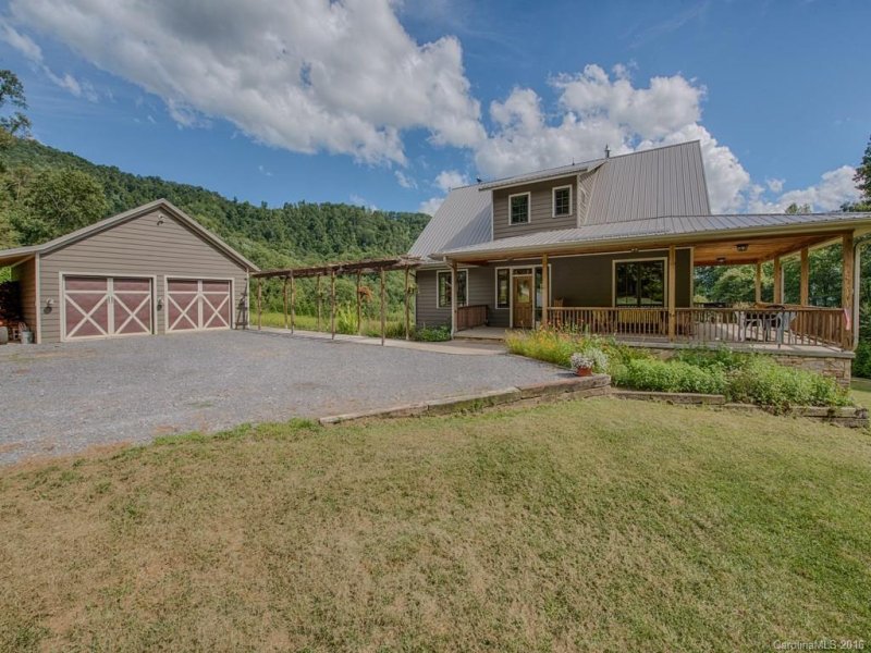 225 Triple Creek Drive