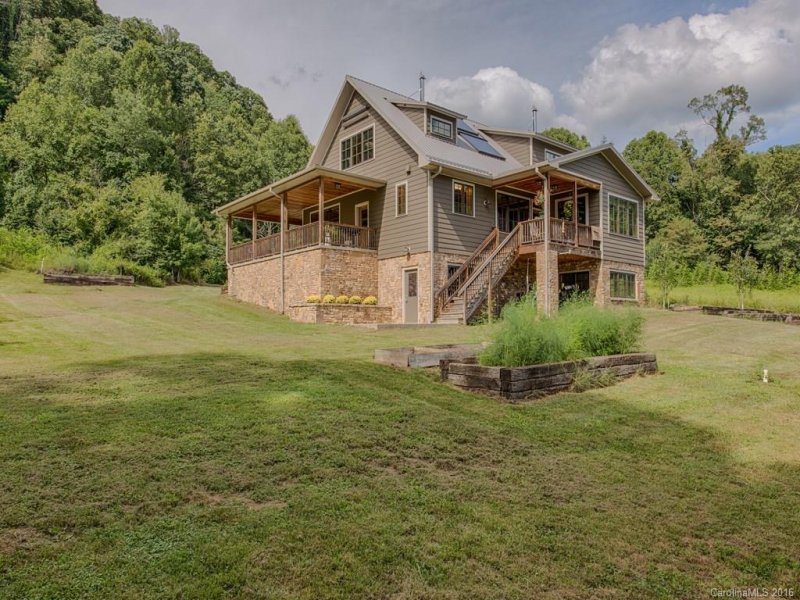 Property image 3 at 225 Triple Creek Drive, Clyde, NC 28721