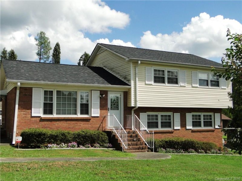 Property image 2 at 409 Ashbrook Road, Salisbury, NC 28147