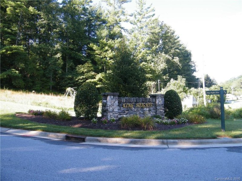 Property image 5 at 3 King Heights, Fletcher, NC 28732