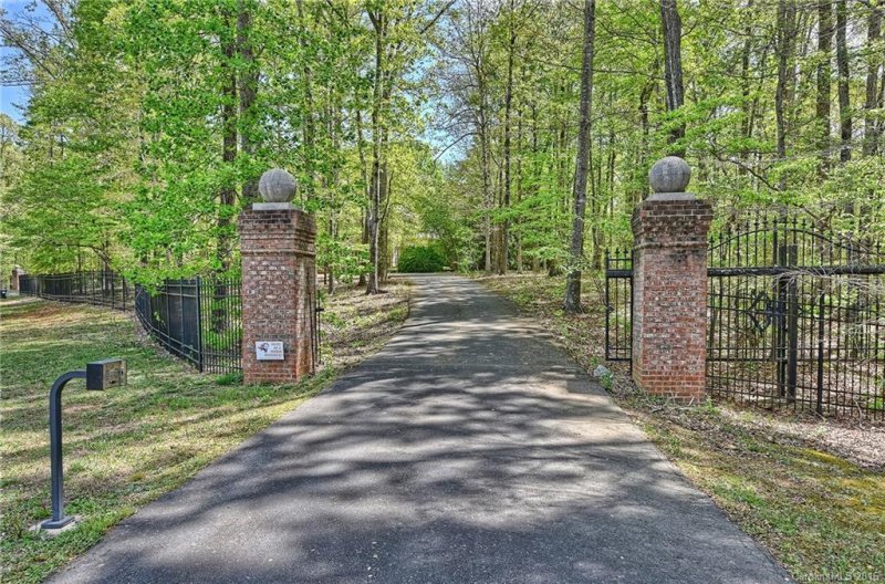 Property image 3 at 9705 Sedgefield Drive, Waxhaw, NC 28173