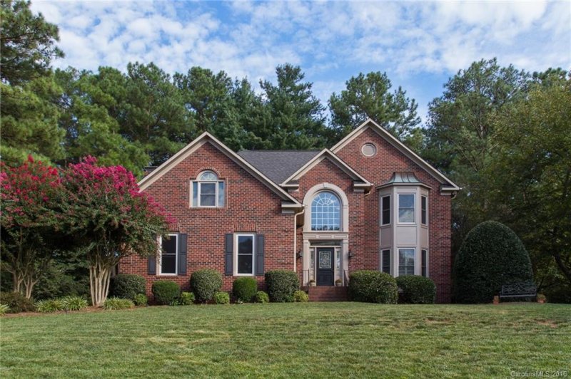 1127 Asheford Green Avenue