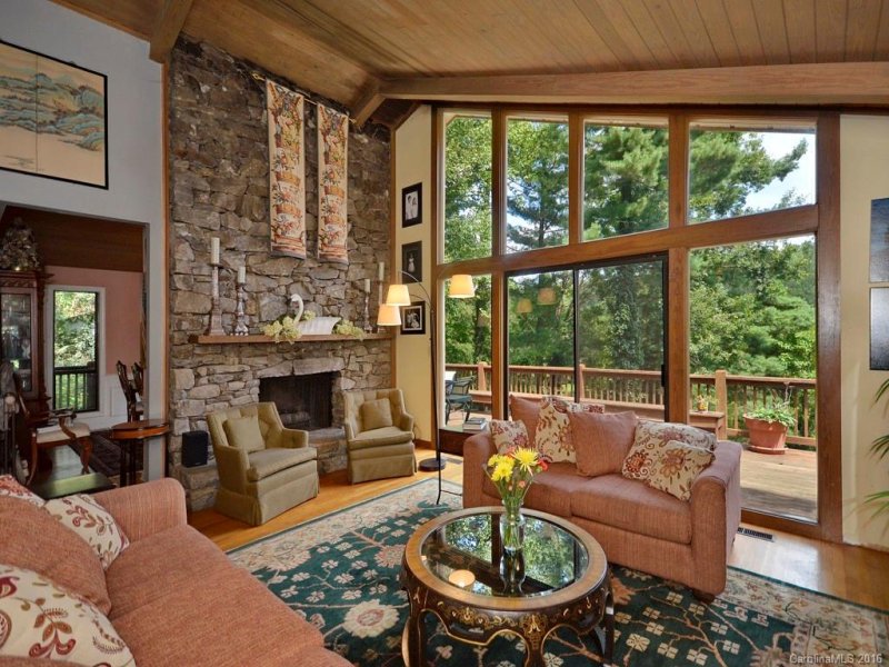 Property image 4 at 930 Indian Hill Road, Hendersonville, NC 28791