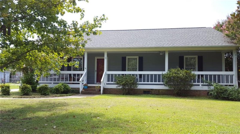 Property image 3 at 389 Roberta Road, Concord, NC 28027