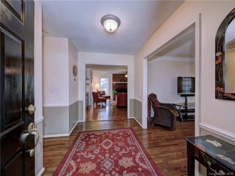 Property image 3 at 5320 Rea Road, Charlotte, NC 28226