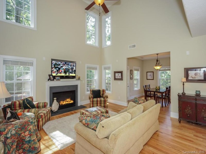 Property image 2 at 119 Streamside Place, Mooresville, NC 28115