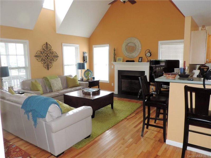 Property image 2 at 11 Grove Garden Road, Candler, NC 28715