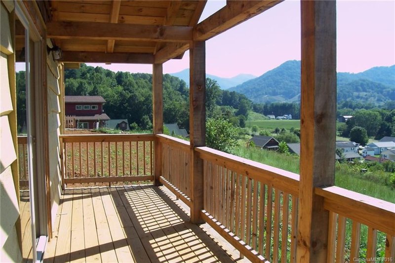 Property image 2 at 149 Bronco Way, Waynesville, NC 28785