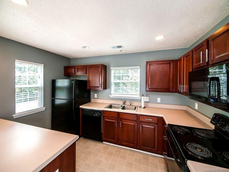Property image 2 at 435 Scarlett Lane, Fort Mill, SC 29708