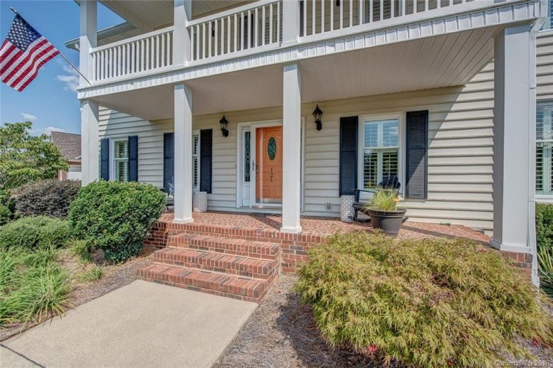 Property image 4 at 121 Oak Point Drive, Cherryville, NC 28021