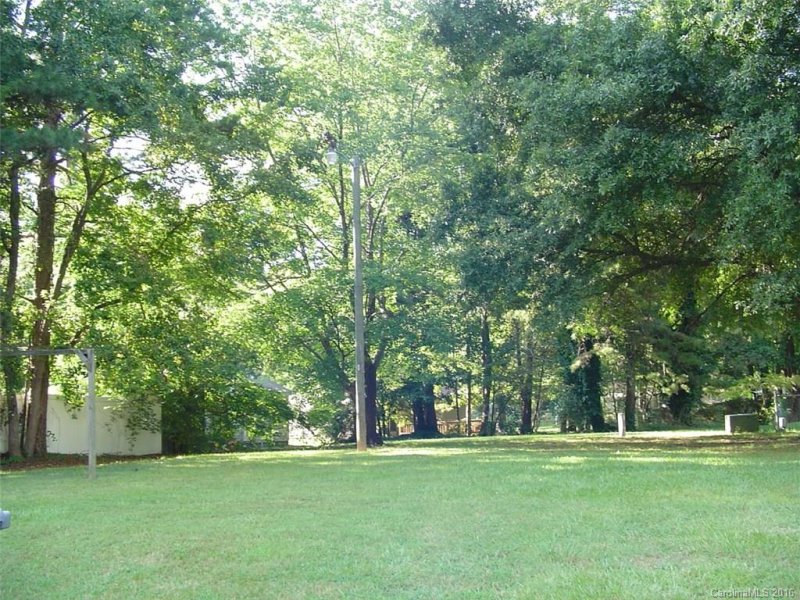 Property image 3 at 6913 Delta Lake Drive, Charlotte, NC 28215