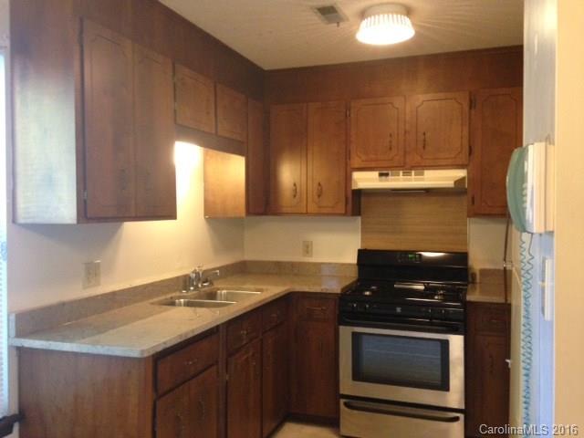 Property image 4 at 6913 Delta Lake Drive, Charlotte, NC 28215