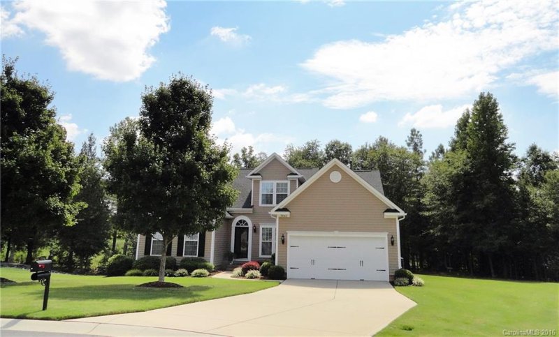 Property image 2 at 3042 Hiddenbrook Way, Fort Mill, SC 29707