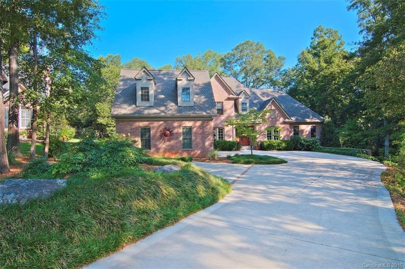 305 Berkeley Road