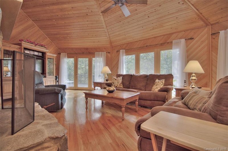 Property image 2 at 325 Aberdeen Farm Drive, Rutherfordton, NC 28139