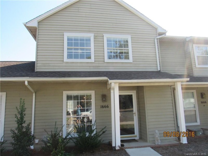 1666 C Robins Nest Court