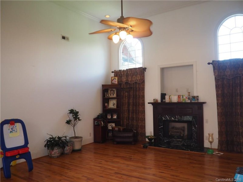 Property image 5 at 125 Country Creek Drive, Kings Mountain, NC 28086