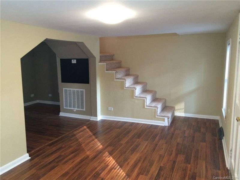 Property image 4 at 3909 Westway Drive, Charlotte, NC 28208